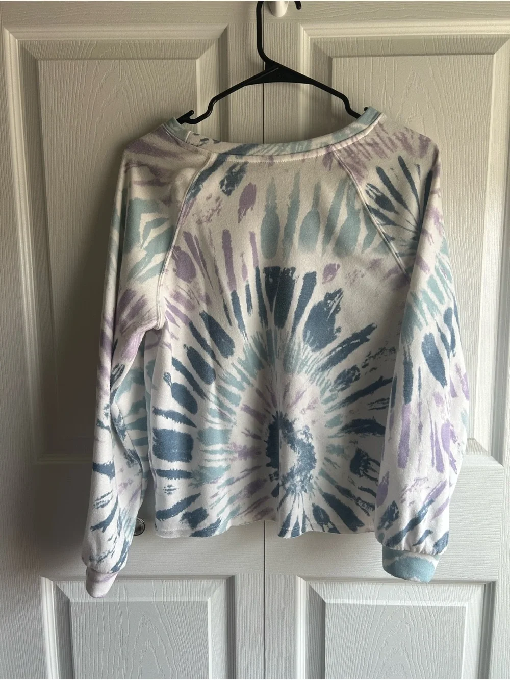 art class Pastel Tie-Dye Crewneck Sweatshirt - White / Blue / Lilac